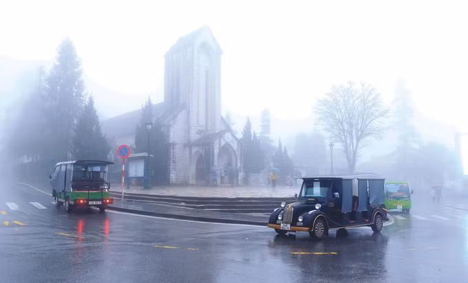 ស្លាកស្នាម ១២០ ឆ្នាំទេសចរណ៍ សាប៉ា ảnh 1