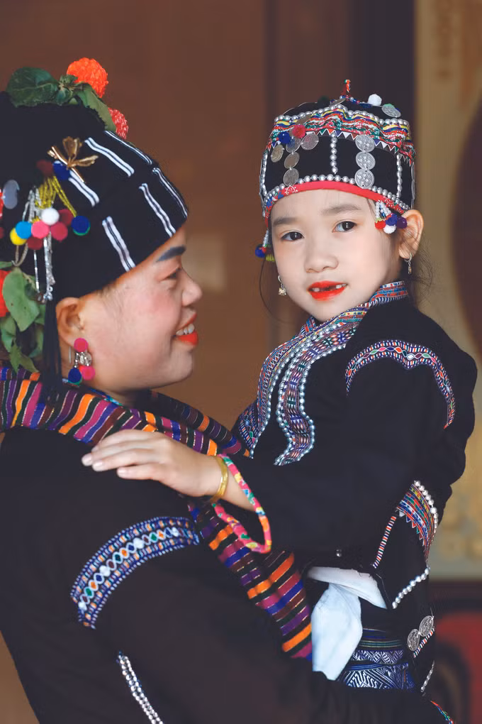 ជនជាតិ លឺ នៅស្រុក តាមដឿង ảnh 1