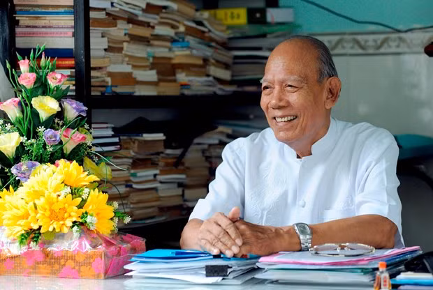 គ្រូបង្រៀនប្រជាជន ឡឹមអែស ចំណាយពេលវេលាអស់មួយជីវិតសម្រាប់បុព្វហេតុអប់រំ ảnh 3
