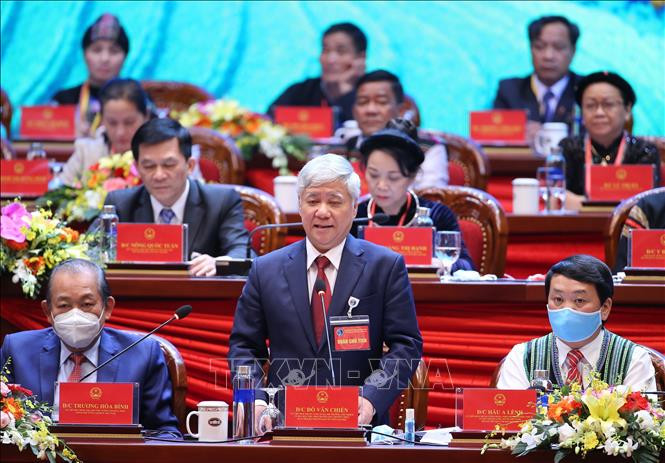 រដ្ឋមន្ត្រី ទទួលបន្ទុកប្រធានគណៈកម្មាធិការជនជាតិលោក ដូស៊ន់ជៀន អញ្ជើញថ្លែងសុន្ទរកថាក្នុងសម័យប្រជុំនារសៀលនៃថ្ងៃទី ៤ ខែ ធ្នូ របៀបវារៈថ្លែងបទអន្តរាគមន៍នៅឯមហាសន្និបាតតំណាងបណ្តាជនជាតិភាគតិច វៀតណាម ទូទាំងប្រទេសលើកទី ២ ឆ្នាំ ២០២០ ảnh 4