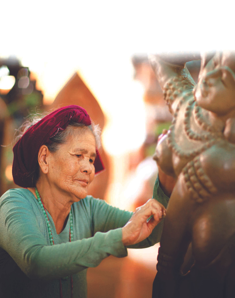 វណ្ណកម្មកុលាលភាជន៍ ចាម