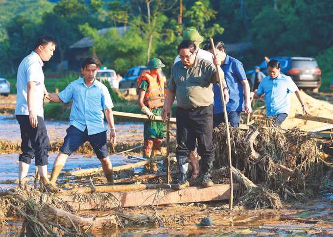 2-thu tuong toi Lang Nu-Lao Cai-Duong Giang.jpg