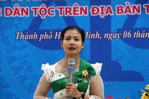 ប្រឡង​ឃោសនា​គោលនយោបាយ​និង​ច្បាប់​ដោយ​ភាសា​ជនជាតិ