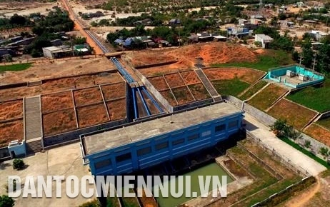 ការ​ប្រយុទ្ធ​ប្រឆាំង​នឹង​រហោឋាន​កម្ម​នៅ​ ​ប៊ិញ​ធន់