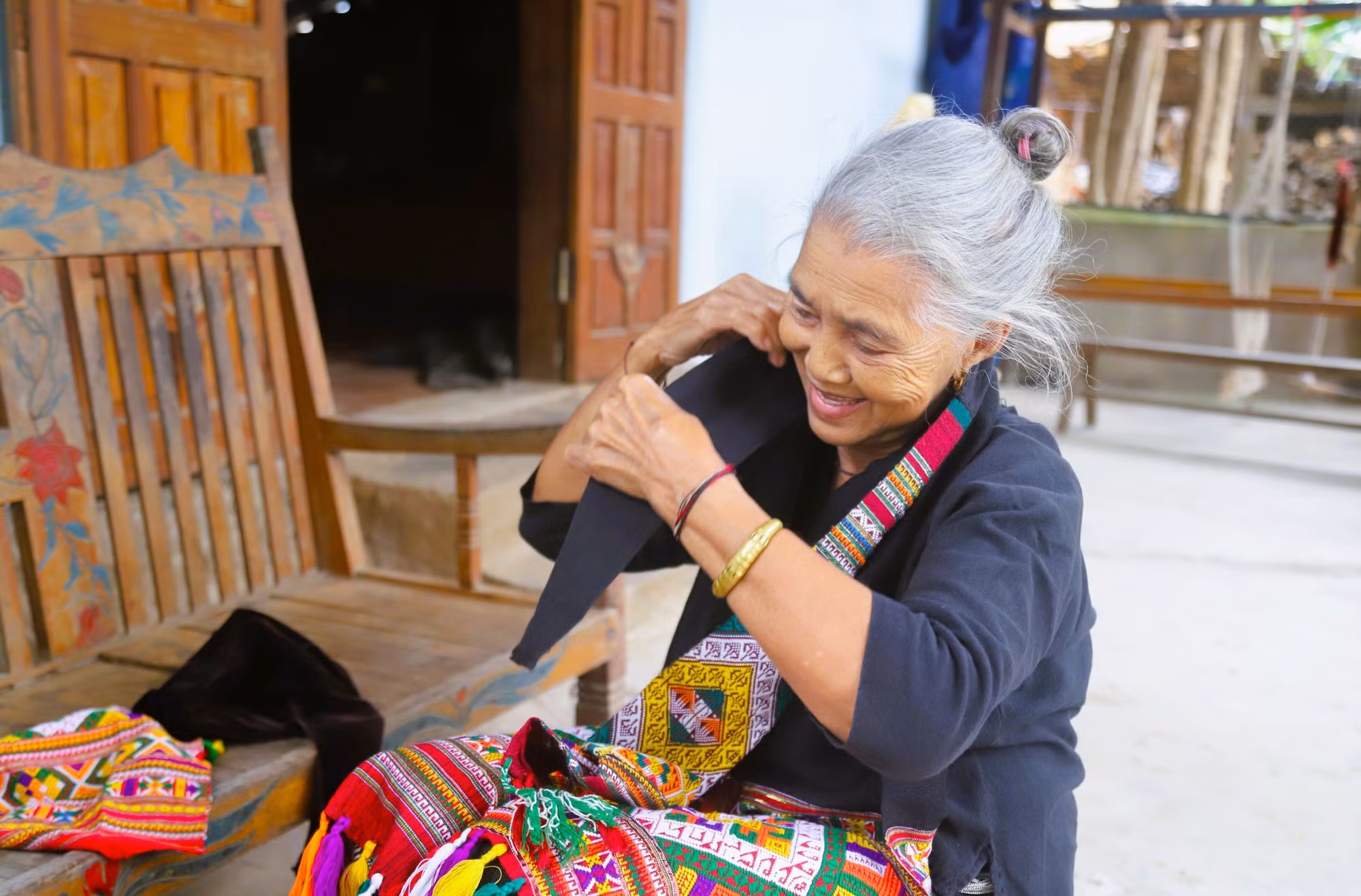 trang-phuc-truyen-thong-o-du-6.jpg