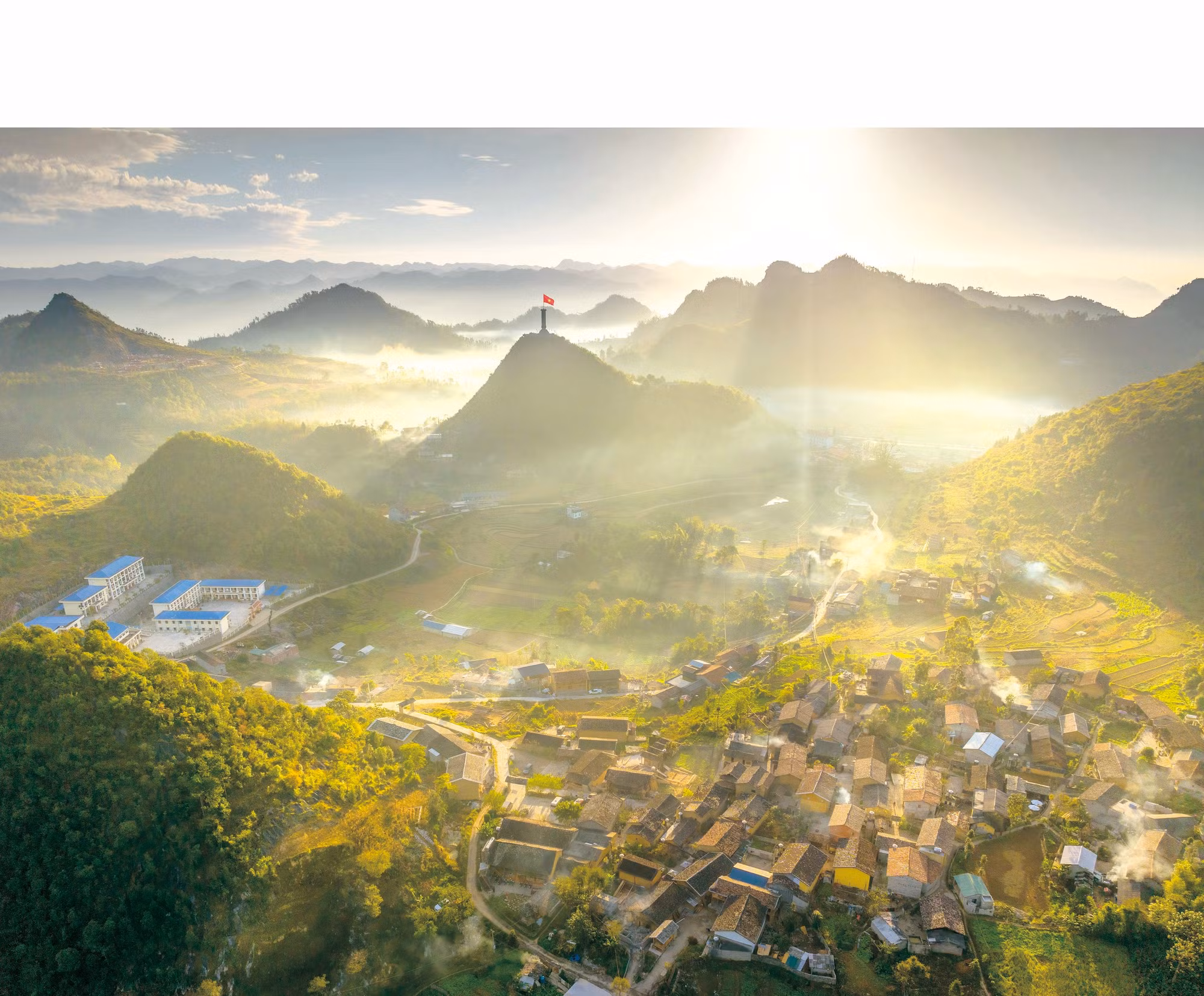 ពេលព្រឹកព្រលឹមនៅដែនដីចុងប៉ូចមាតុប្រទេស