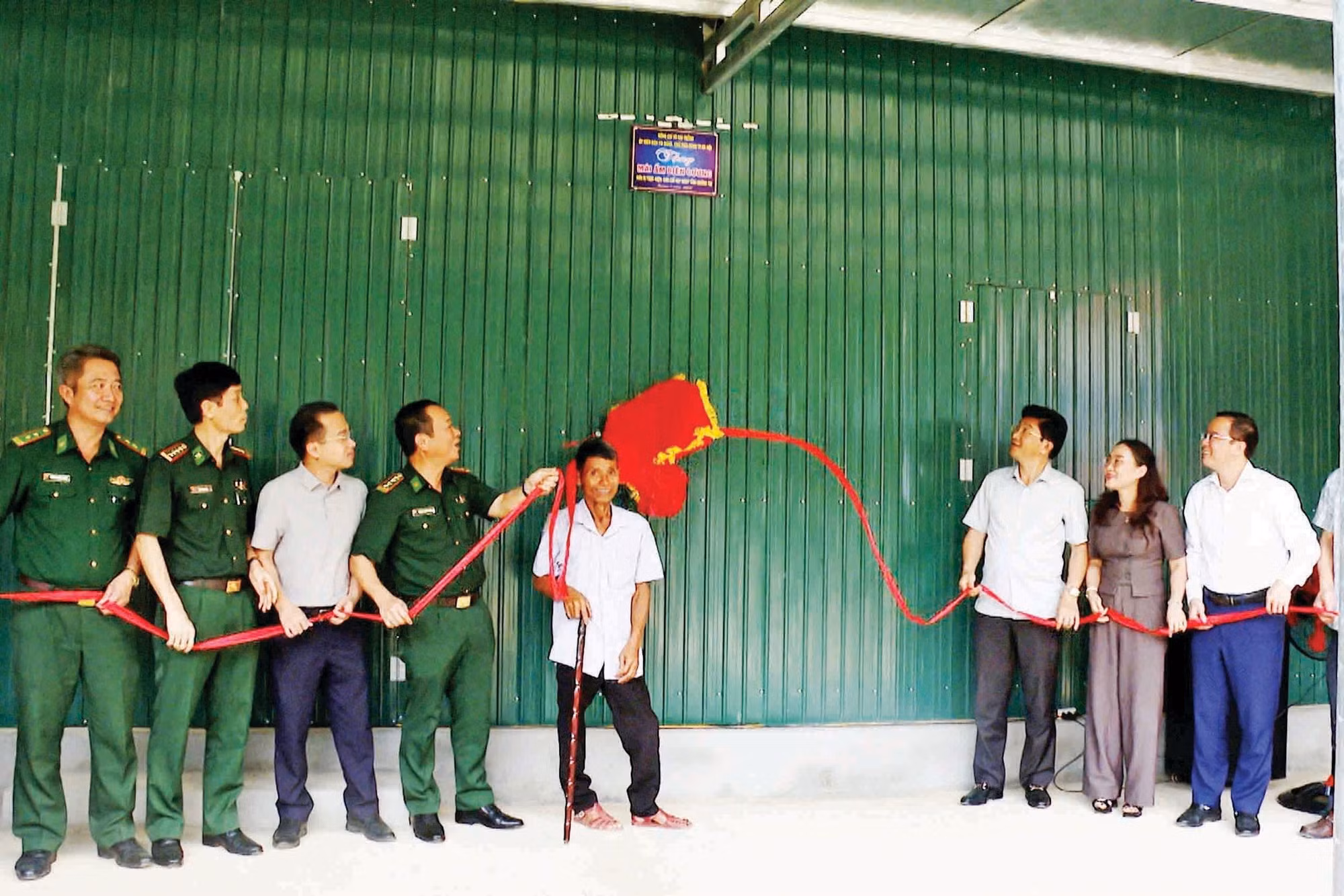 nguoi-ruc-7.jpg