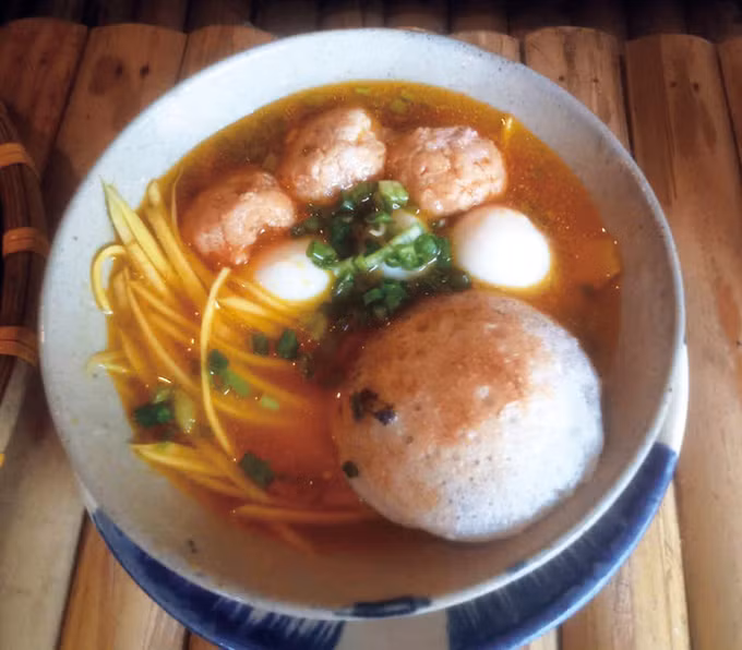 banh-can-04.jpg