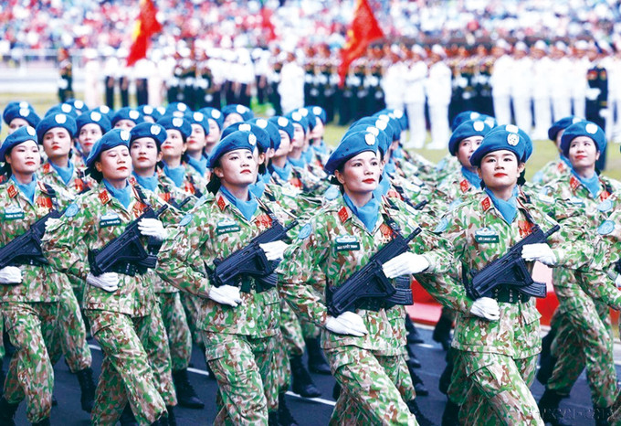 ប្លុកយុទ្ធនារីកងកម្លាំងរក្សា សន្តិភាពព្យុហយាត្រាយោធា នៅពិធីមិទ្ទិញ ព្យុហយាត្រា យោធា ដងែ្ហក្បួនរំលឹកខួប អនុស្សាវរីយ៍ ៧០ ឆ្នាំជ័យជម្នះ ដៀនបៀនភូ ជាប្រវត្តិសាស្ត្រ (ថ្ងៃទី ៧ ខែ ឧសភា ឆ្នាំ ១៩៥៤ - ថ្ងៃទី ៧ ខែ ឧសភា ឆ្នាំ ២០២៤) នៅទីក្រុង ដៀនបៀនភូ (ខេត្ត ដៀនបៀន) ថ្ងៃទី ៧ ខែ ឧសភា ឆ្នាំ ២០២៤។ 30.jpg