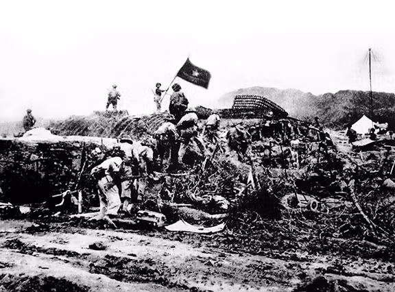 9-ky uc hao hung-anh tu lieu ttxvn.jpg