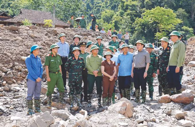 5-dien bien-trung kien.jpg