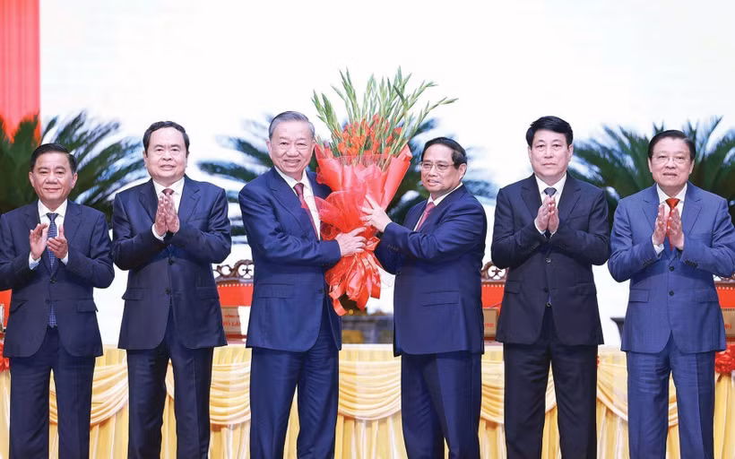 ព្រឹត្តិការណ៍លេចធ្លោទាំង ១០ របស់ វៀតណាម ឆ្នាំ ២០២៤ ពិនិត្យជ្រើសរើសដោយទីភ្នាក់ងារព័ត៌មាន វៀតណាម