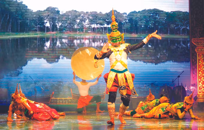 ការធ្វើពិពិធកម្មផលិតផលទេសចរណ៍ផ្តើមពីវប្បធម៌ ខ្មែរ ណាមបូ ảnh 2