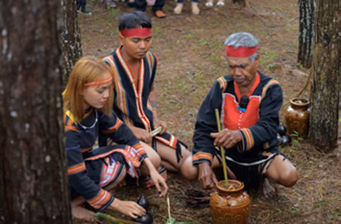 បុណ្យ ពើធី របស់ជនជាតិ យ៉ារ៉ាយ ảnh 3