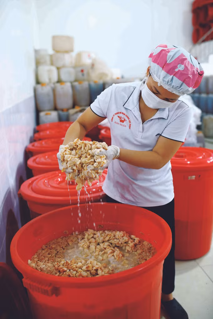 ទឹកខ្មេះគូលែន គីមង៉ឹន ảnh 3