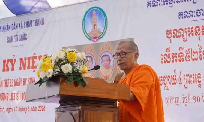 01-4-vi-su-liet-si-khmer-3.jpg