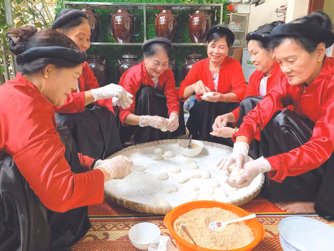 នំ បាកដូវ របស់ជនជាតិ សានយីវ ảnh 1