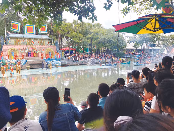 ទីក្រុង ហូ ជីមិញ ធ្វើនវានុវត្តន៍ក្នុងការឃោសនាផ្សព្វផ្សាយទេសចរណ៍ ảnh 2