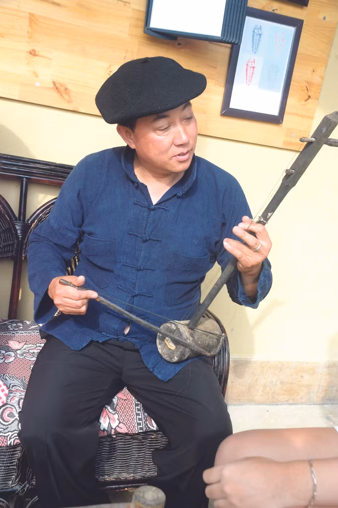 ស៊ិញ យីហ្កៃ - "មាត់ថាដៃធ្វើ" ảnh 3