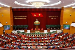 សម័យបិទសន្និបាតលើកទីពីរគណៈកម្មាធិការមជ្ឈិមបក្សនីតិកាលទី ១៤ នៅរសៀលថ្ងៃទី ២៥ ខែ មីនា។ រូបថត៖ យាន់តឹន - ទីភ្នាក់ងារព័ត៌មានវៀតណាម