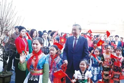 លោកអគ្គលេខាបក្ស តូឡឹម អញ្ជើញចូលរួមពិធីសម្ពោធវិទ្យាល័យមធ្យមសិក្សាចំណេះទូទៅអន្តេវាសិកអន្តរកម្រិតបឋមសិក្សា និងមធ្យមសិក្សាបឋមភូមិ ស៊ីប៉ាភីន