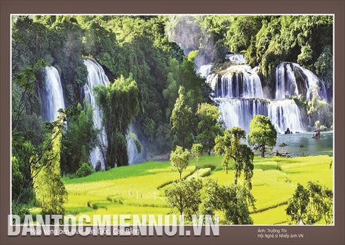 ជ្រោះទឹកធ្លាក់ បានយ៉ុក គឺជាជ្រោះទឹកស្អាតដ៏ល្បីល្បាញរបស់វៀតណាម និងពិភពលោក។ នេះជាចំណុចទេសចរណ៍មានលក្ខណៈតួយ៉ាងជានិមិត្តរូបនៃខេត្ត កាវបាំង ជ្រោះទឹកធ្លាក់ បានយ៉ុក គឺជាជ្រោះទឹកស្អាតដ៏ល្បីល្បាញរបស់វៀតណាម និងពិភពលោក។ នេះជាចំណុចទេសចរណ៍មានលក្ខណៈតួយ៉ាងជានិមិត្តរូបនៃខេត្ត កាវបាំង