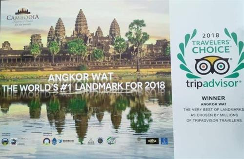 ប្រាសាទអង្គរវត្តត្រូវបាន Trip Advisor ប្រគល់ពានរង្វាន់ជាសំណង់ប្រវត្តិសាស្ត្រដ៏អស្ចារ្យបំផុតចំណាត់ថ្នាក់លេខ ១ លើពិភពលោកឆ្នាំ ២០១៨។ រូបថត៖ rasmeinews.com