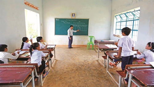 ម៉ោងសិក្សាគួបបញ្ចូលមួយរបស់សិស្សានុសិស្សថ្នាក់ទី ៤ និងទី ៥ នៅចំណុចសាលាភូមិ ៤