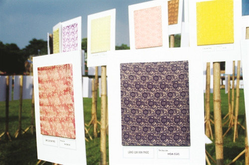 ភូមិសំពត់សូត្រ វ៉ានភុក ឧទ្ទេសនាមក្បាច់រចនាគំរូមួយចំនួន