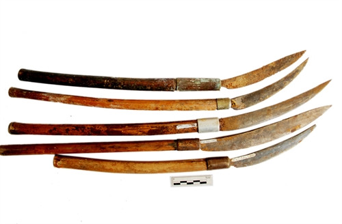 ផលិតផលដែកមួយចំនួនរបស់បងប្អូនជនជាតិ សេដាំង