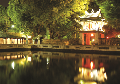 ជ្រុងមួយនៃ វ៉ាន់មីវ - ក្វឹកទឺយ៉ាម នាពេលរាត្រី