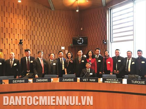 គណៈប្រតិភូ វៀតណាម ដឹកនាំដោយអនុរដ្ឋមន្ត្រីក្រសួងការបរទេសលោកឡេហ្វាយទ្រុង អញ្ជើញចូលរួមសម័យប្រជុំក្រុមប្រឹក្សាពិគ្រោះបណ្តាញឧទ្យានភូគព្ភសាស្រស្ដ កលនៃ UNE SCO ។ នៅទីនេះ ណននឿកកាវបាំង តូ្រវបាន UNESCO ទទួលស្គាល់ជាឧទ្យាន ភូគព្ភសាស្រ្តសកលទី ២ របស់ វៀតណាម បន្ទាប់ពីខ្ពង់រាបថ្ម ដុងវ៉ាន់ (ហាយ៉ាង) ត្រូវបានទទួលស្គាល់កាលពីឆ្នាំ ២០១០ គណៈប្រតិភូ វៀតណាម ដឹកនាំដោយអនុរដ្ឋមន្ត្រីក្រសួងការបរទេសលោកឡេហ្វាយទ្រុង អញ្ជើញចូលរួមសម័យប្រជុំក្រុមប្រឹក្សាពិគ្រោះបណ្តាញឧទ្យានភូគព្ភសាស្រស្ដ កលនៃ UNE SCO ។ នៅទីនេះ ណននឿកកាវបាំង តូ្រវបាន UNESCO ទទួលស្គាល់ជាឧទ្យាន ភូគព្ភសាស្រ្តសកលទី ២ របស់ វៀតណាម បន្ទាប់ពីខ្ពង់រាបថ្ម ដុងវ៉ាន់ (ហាយ៉ាង) ត្រូវបានទទួលស្គាល់កាលពីឆ្នាំ ២០១០