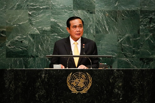 ក្នុងរូបថត (ឯកសារ)៖ នាយករដ្ឋមន្ត្រី ថៃ លោក ប្រាយុទ្ធ ចាន់អូចា នៅសម័យប្រជុំលើកទី ៧១ មហាសន្និបាត អង្គការសហប្រជាជាតិនៅទីក្រុង ញូវយ៉ក សហរដ្ឋអាមេរិក នាថ្ងៃទី ២២ ខែ កញ្ញា