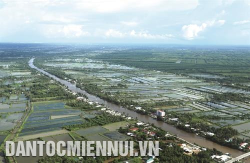 វាលទំនាបទនេ ្លគឺវឡុង គន់មើលពីទីខ្ពស់