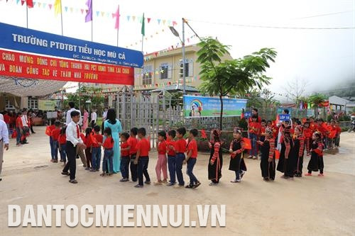 មូលដ្ឋានអប់រំនៃស្រុក មឿងតែ ឆ្លើយតបទៅនឹងតម្រូវការសិក្សារបស់កូនក្មួយ បងប្អូនជនជាតិកាន់តែប្រសើរឡើងពីមួយថៃទៅ្ង មួយថៃ្ង