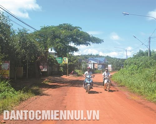 ១០០% ខ្សែផ្លូវអន្តរភូមិនៅឃុំ ធន់ហាញ់ បាននិងកំពុងតែបានចាក់បេតុងយ៉ាងរឹងមាំ រដូវកាលប្រមូលផលស្ពៃក្តោបនៅភូមិ ធន់ទ្រុង ឃុំ ធន់ហាញ់ កសិករភូមិ ធន់លើយ ឃុំ ធន់ហាញ់ ថែទាំដំណាំកាហ្វេ ១០០% ខ្សែផ្លូវអន្តរភូមិនៅឃុំ ធន់ហាញ់ បាននិងកំពុងតែបានចាក់បេតុងយ៉ាងរឹងមាំ រដូវកាលប្រមូលផលស្ពៃក្តោបនៅភូមិ ធន់ទ្រុង ឃុំ ធន់ហាញ់ កសិករភូមិ ធន់លើយ ឃុំ ធន់ហាញ់ ថែទាំដំណាំកាហ្វេ