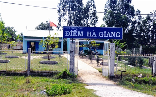 សាលារៀន ហាយ៉ាង ត្រូវបានស្ថាបនាលើដីរបស់គ្រួសារលោក ហ្វិញវ៉ាន់ហត