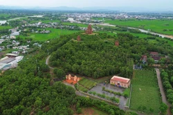 ស្លាកស្នាម ចាម្ប៉ា ដ៏រុងរឿងនៅលើដែនដីដែលមានភាពក្លាហាន និងសេចក្តីសប្បុរស