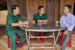 អតីតយុទ្ធជនធ្វើមាន ជួយបងប្អូនជនជាតិភាគតិចលុបបំបាត់ភាពអត់ឃ្លាន កាត់បន្ថយភាពក្រីក្រ
