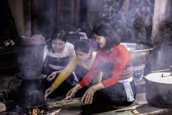 ដ៏វិសេសវិសាលពិធីអំណរស្រូវថ្មីរបស់បងប្អូនជនជាតិ ថៃ នៅ ម៉ាយចូវ