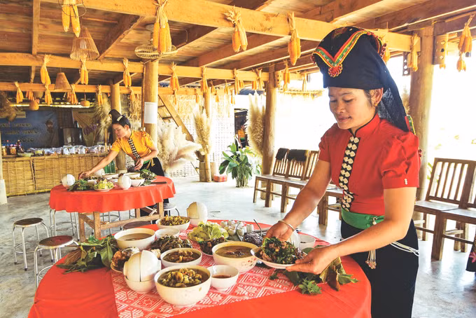 6-ban Che Can-phuong nam-14CC.jpg