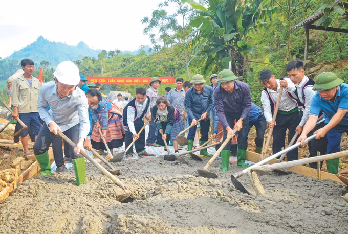 7-giao thong Yen Bai-tuan anh.JPG