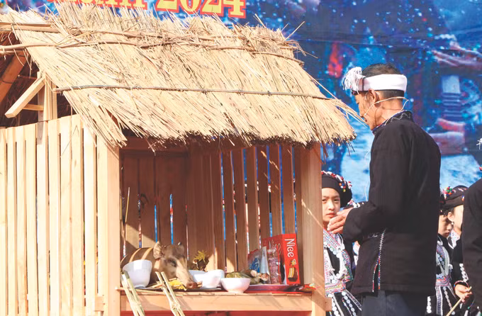 9-vui hoi te nuoc o Lai Chau-nguyen oanh.jpg