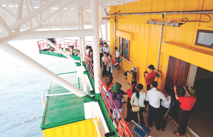 Nhà giàn DK1 Tu Chinh 6.JPG