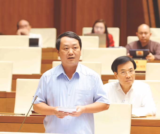 1-bo truong chu nhiem uy ban dan toc Hau A Lenh-Phuong Hoa-TTXVN.jpg