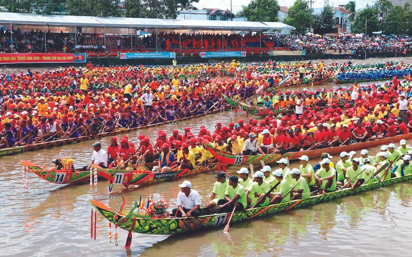 អុឹកធឹកពិធីបុណ្យអកអំបុករបស់ជនជាតិ ខ្មែរ ណាមបូ