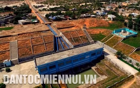 ការ​ប្រយុទ្ធ​ប្រឆាំង​នឹង​រហោឋាន​កម្ម​នៅ​ ​ប៊ិញ​ធន់