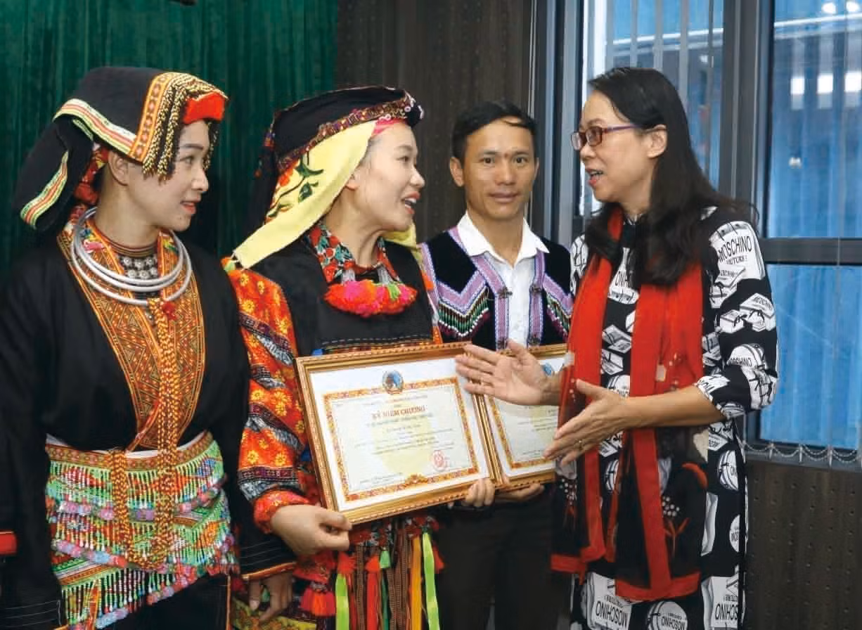 chuyen-de-2.jpg