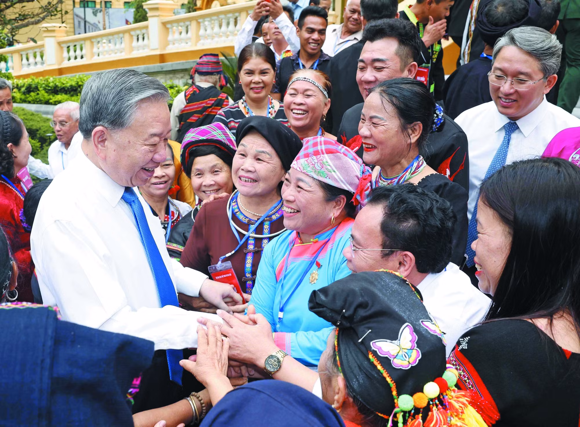 ngay-vh-cac-dan-toc-1.jpg