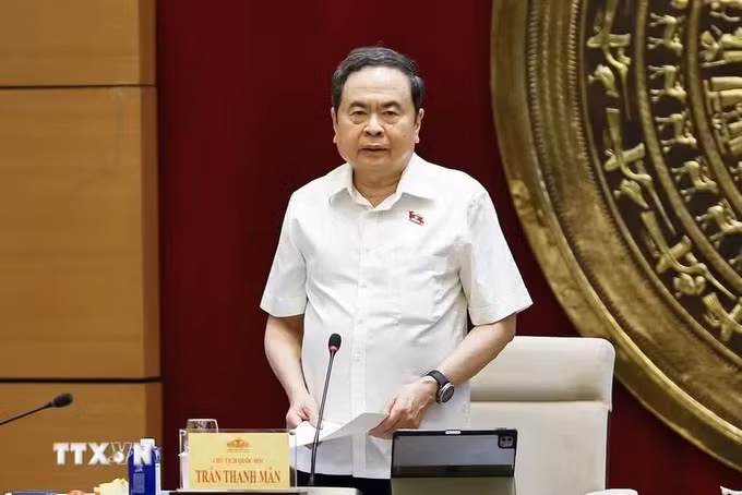 chu-tich-quoc-hoi-lam-viec-voi-thuong-truc-uy-ban-khoa-hoc-cong-nghe-va-moi-truong-cua-quoc-hoi-5.jpg